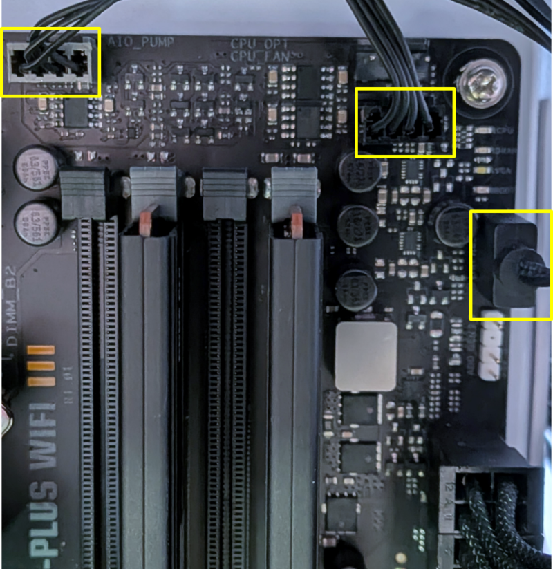 PUNP・CPU FAN・ARGBの接続完了状態。これで簡易水冷としての機能を発揮できます。